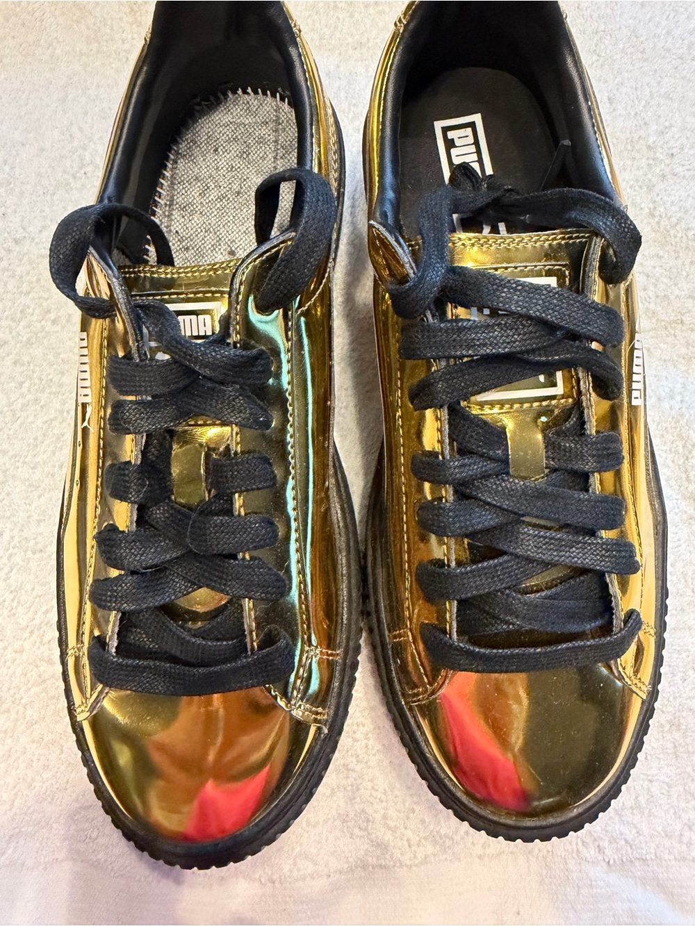 Puma Metallic Gold Low-Top Sneakers with Black Laces - Women’s 8.5